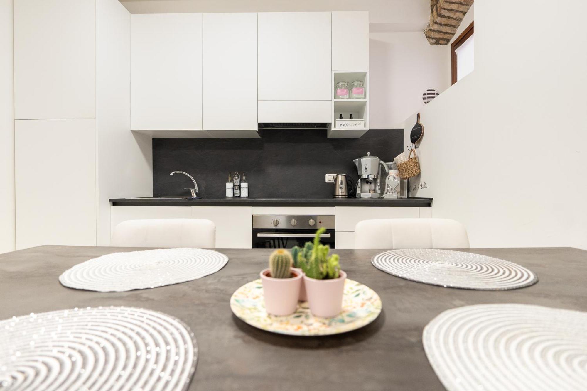 C-Apartment Lake Garda Salò Eksteriør billede